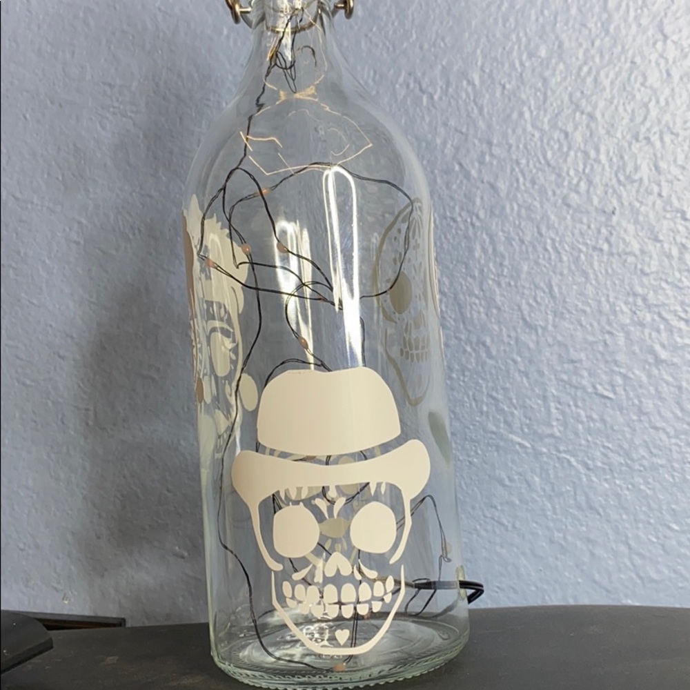 Bottle - Picture 5 of 7